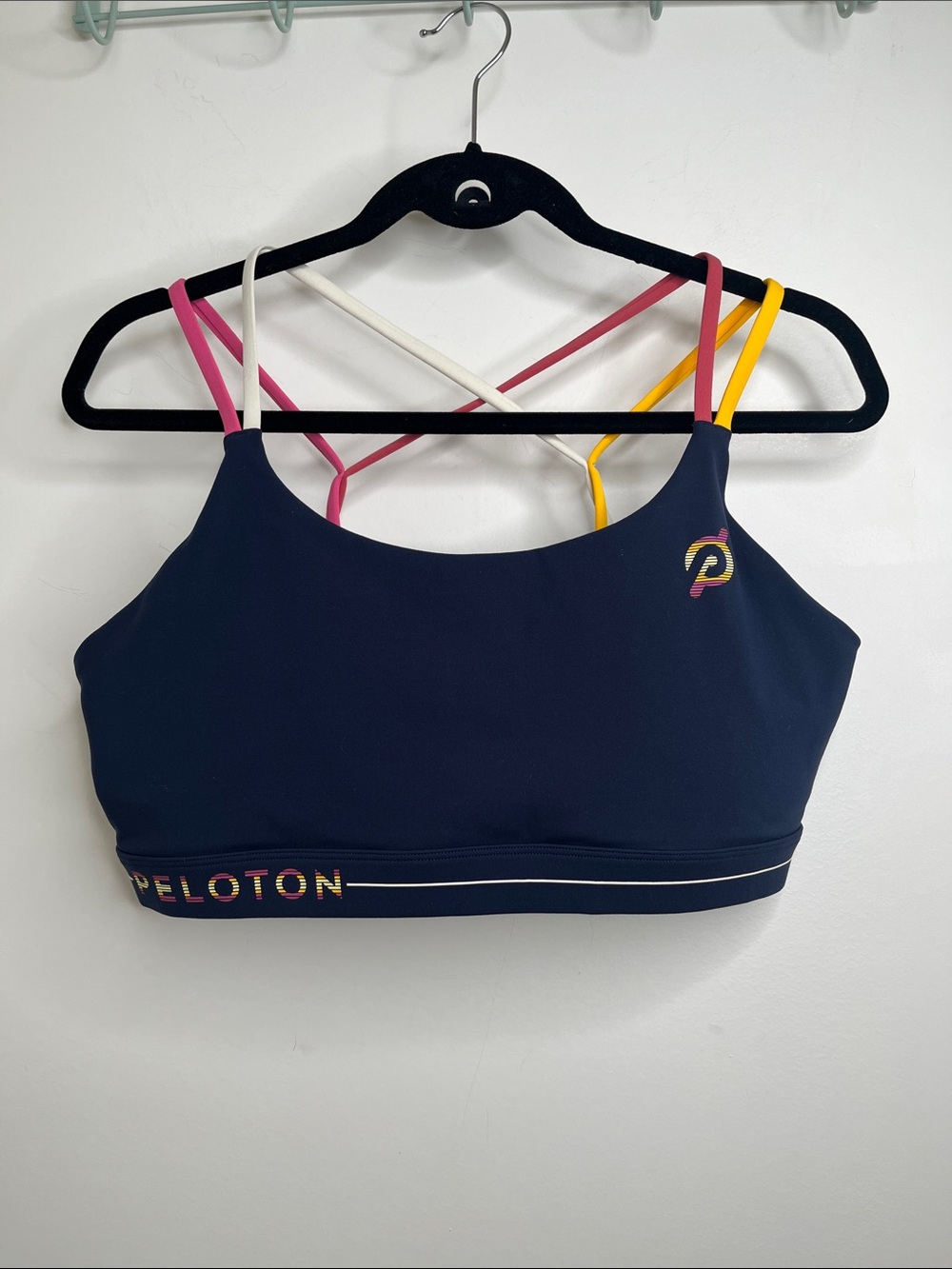 Peloton Cadent Navy Strappy Sports Bra Pink Yellow  Sz XL Active Removable Pads